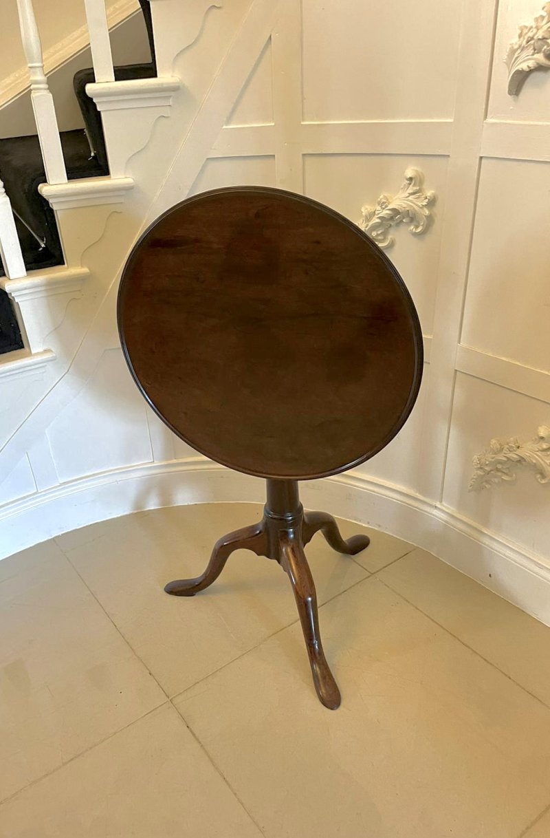 Superb Quality Antique George III Mahogany Lamp Table - Image 2